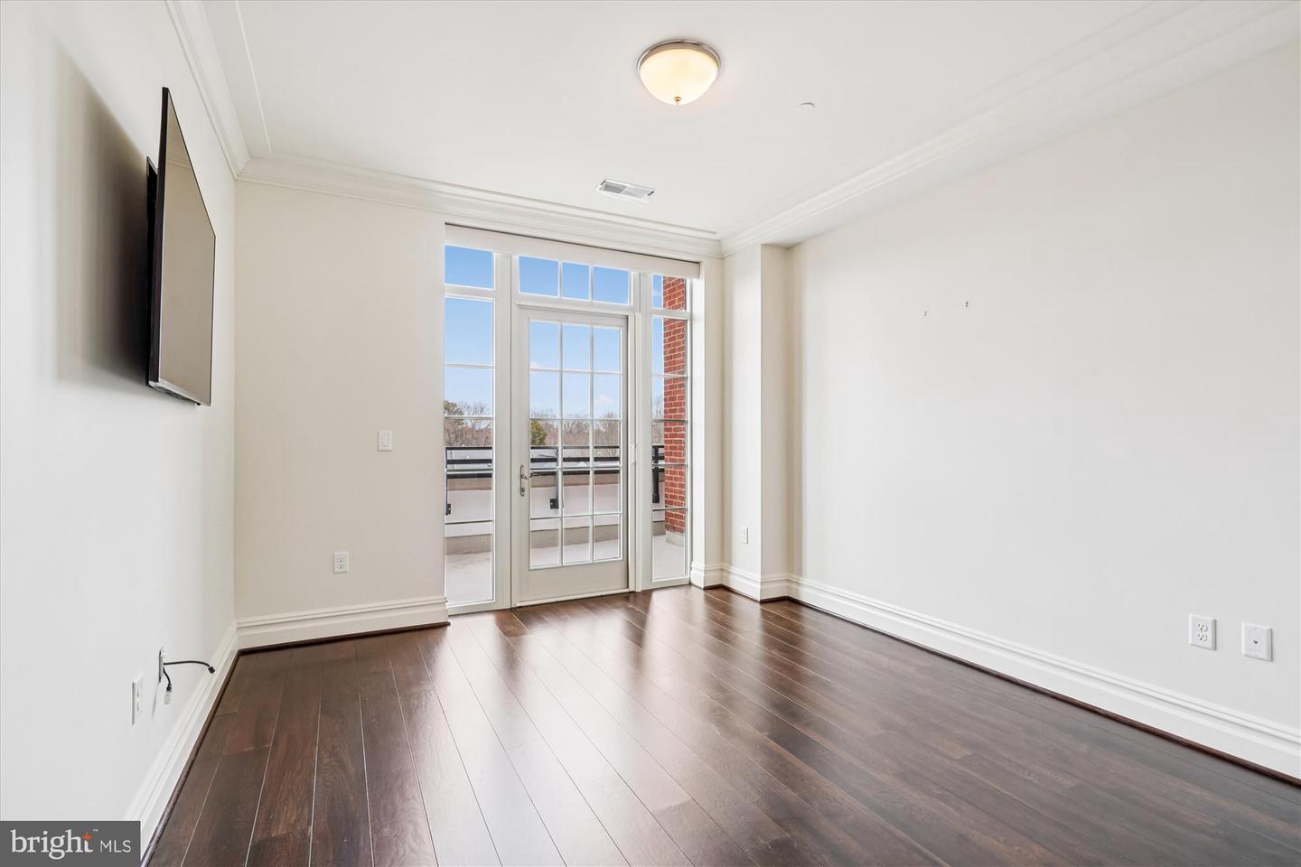 6900 FLEETWOOD RD #600, MCLEAN, Virginia 22101, 2 Bedrooms Bedrooms, ,2 BathroomsBathrooms,Residential,For sale,6900 FLEETWOOD RD #600,VAFX2282614 MLS # VAFX2282614 6900 FLEETWOOD RD #600, MCLEAN, Virginia 22101, 2 Bedrooms Bedrooms, ,2 BathroomsBathrooms,Residential,For sale,6900 FLEETWOOD RD #600,VAFX2282614 MLS # VAFX2282614