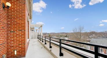 6900 FLEETWOOD RD #600, MCLEAN, Virginia 22101, 2 Bedrooms Bedrooms, ,2 BathroomsBathrooms,Residential,For sale,6900 FLEETWOOD RD #600,VAFX2282614 MLS # VAFX2282614