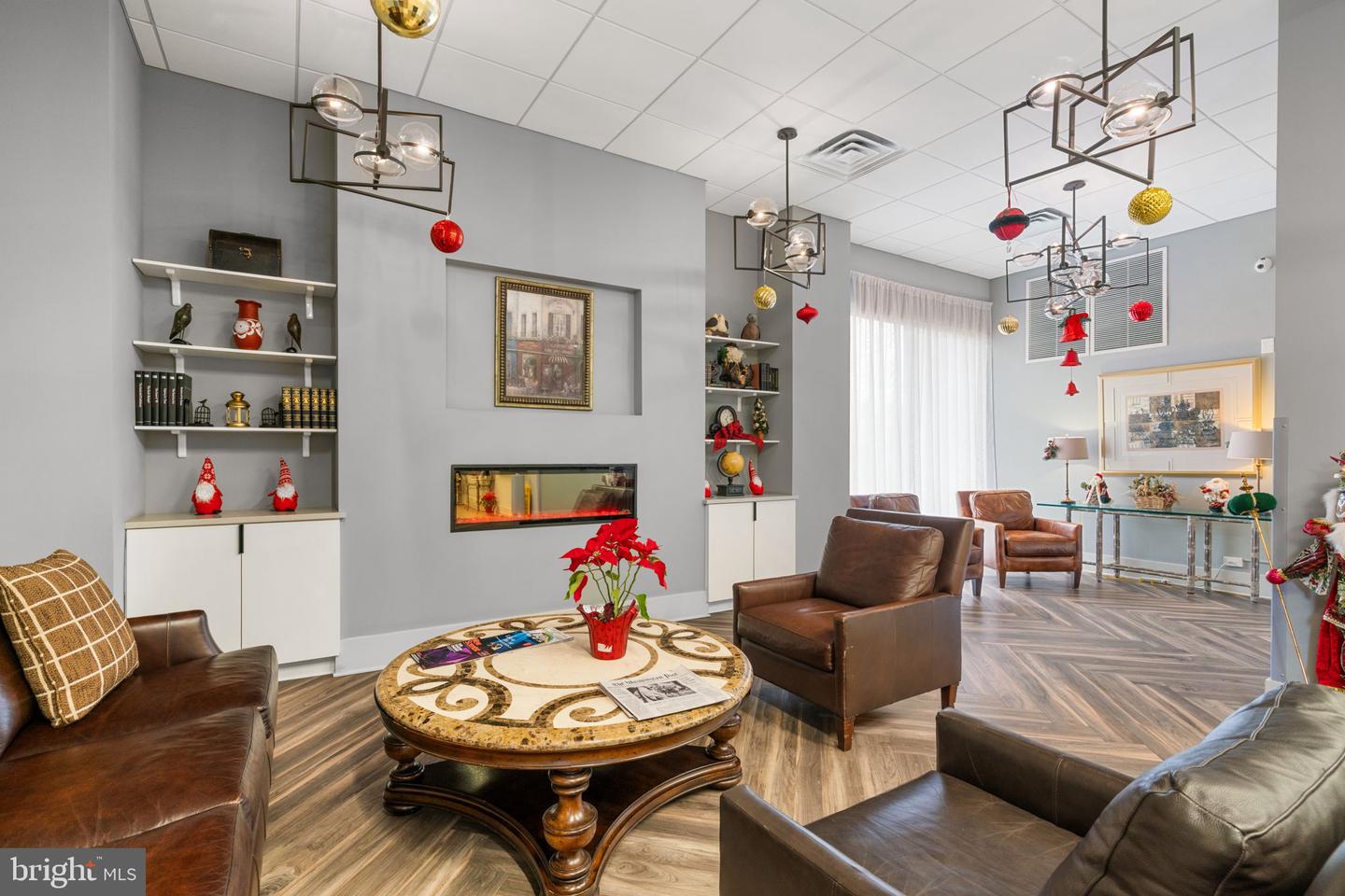 5300 HOLMES RUN PKWY #812, ALEXANDRIA, Virginia 22304, 1 Bedroom Bedrooms, 4 Rooms Rooms,1 BathroomBathrooms,Residential,For sale,5300 HOLMES RUN PKWY #812,VAAX2052652 MLS # VAAX2052652