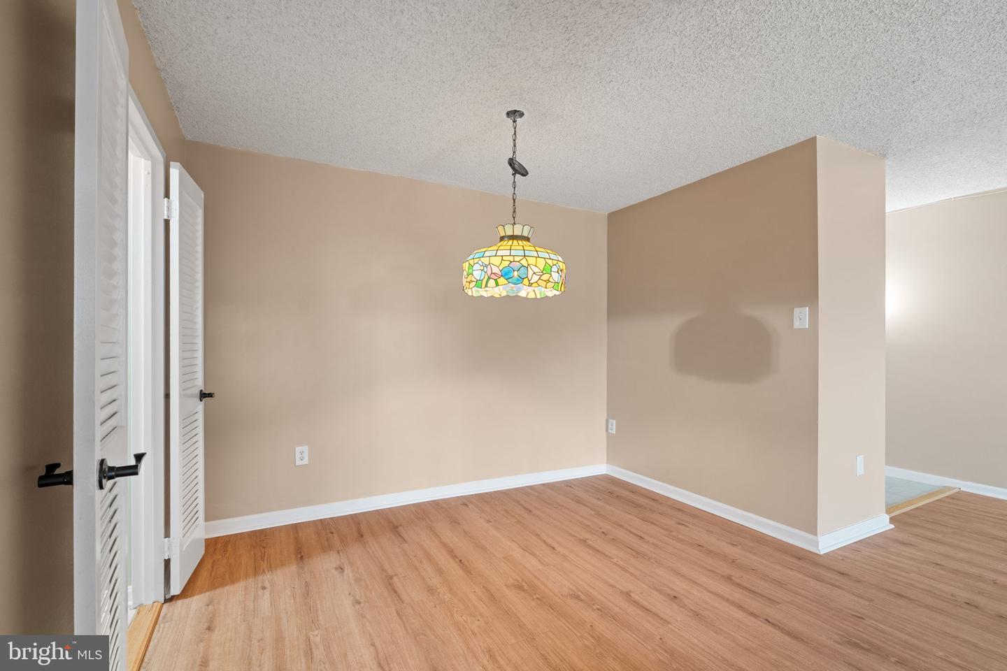 5300 HOLMES RUN PKWY #812, ALEXANDRIA, Virginia 22304, 1 Bedroom Bedrooms, 4 Rooms Rooms,1 BathroomBathrooms,Residential,For sale,5300 HOLMES RUN PKWY #812,VAAX2052652 MLS # VAAX2052652