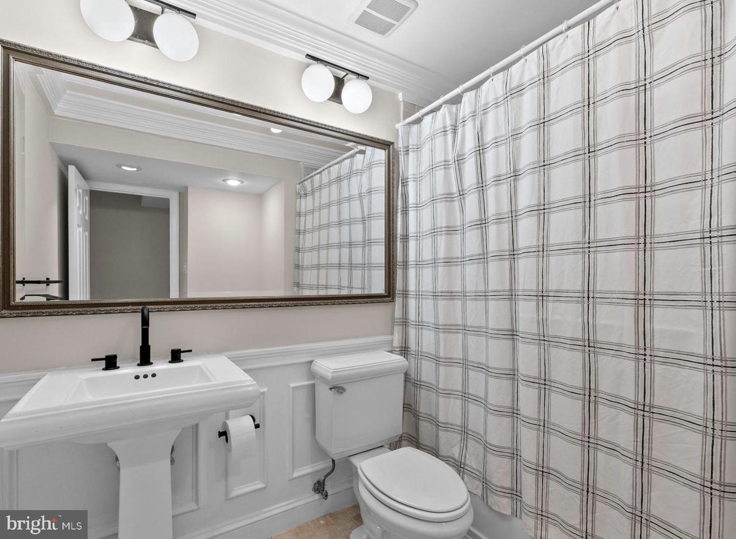 12707 GORDON BLVD #44, WOODBRIDGE, Virginia 22192, 2 Bedrooms Bedrooms, ,1 BathroomBathrooms,Residential,For sale,12707 GORDON BLVD #44,VAPW2109726 MLS # VAPW2109726