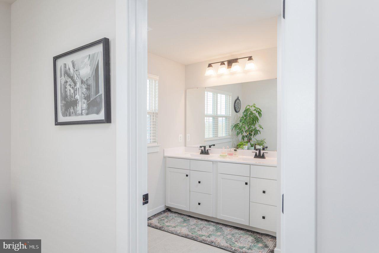 2754 RIDGE HAVEN DR, ROCKINGHAM, Virginia 22801, 4 Bedrooms Bedrooms, ,2 BathroomsBathrooms,Residential,For sale,2754 RIDGE HAVEN DR,VARO2002772 MLS # VARO2002772