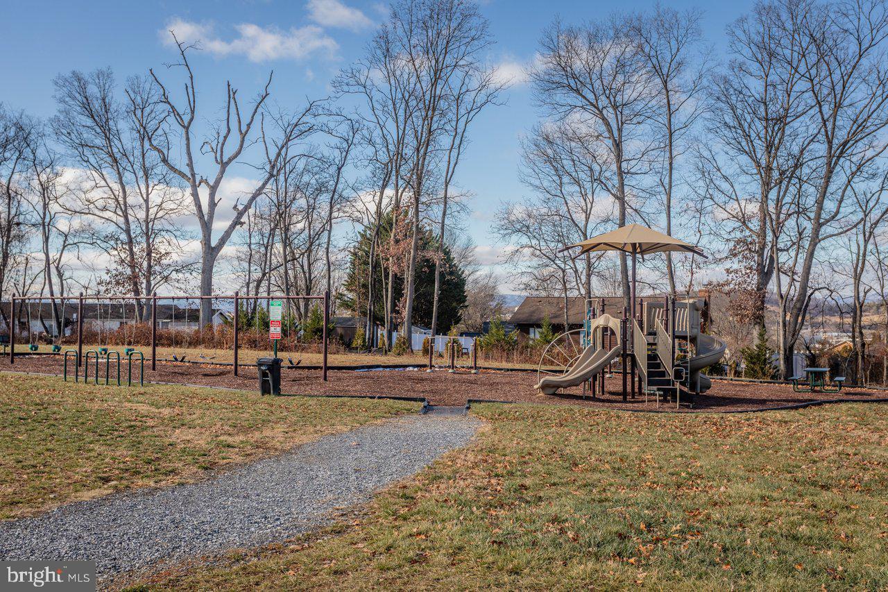 2754 RIDGE HAVEN DR, ROCKINGHAM, Virginia 22801, 4 Bedrooms Bedrooms, ,2 BathroomsBathrooms,Residential,For sale,2754 RIDGE HAVEN DR,VARO2002772 MLS # VARO2002772