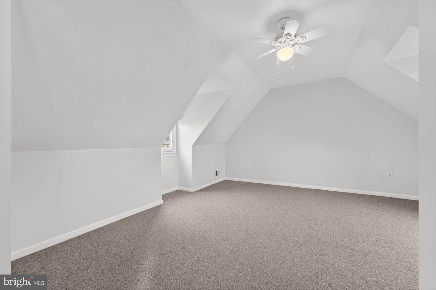 212 E MARSHALL ST, MIDDLEBURG, Virginia 20117, 3 Bedrooms Bedrooms, ,3 BathroomsBathrooms,Residential,For sale,212 E MARSHALL ST,VALO2113240 MLS # VALO2113240