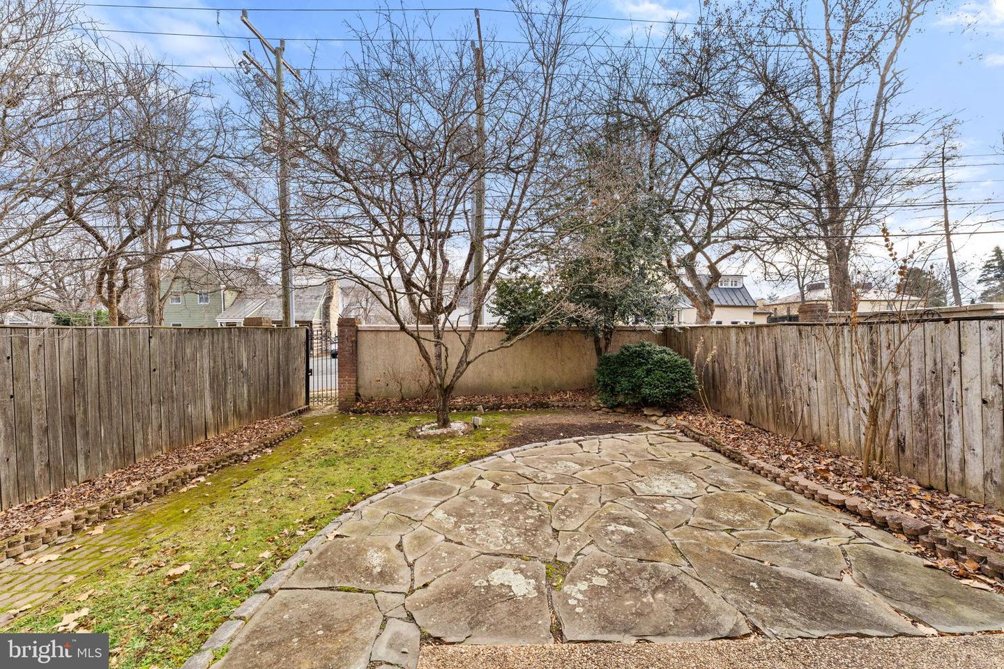 212 E MARSHALL ST, MIDDLEBURG, Virginia 20117, 3 Bedrooms Bedrooms, ,3 BathroomsBathrooms,Residential,For sale,212 E MARSHALL ST,VALO2113240 MLS # VALO2113240