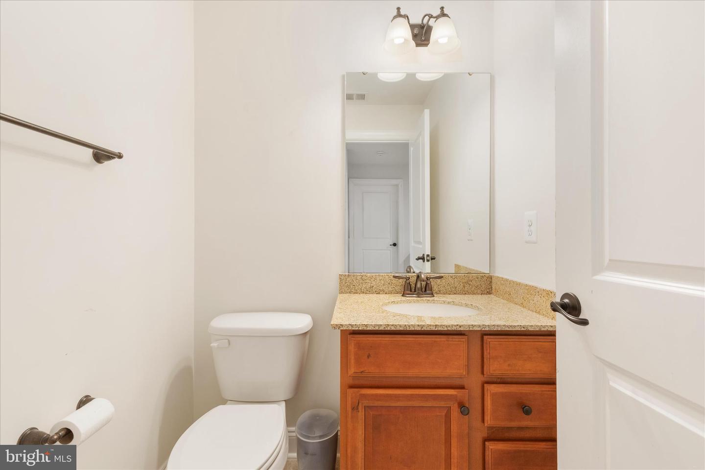 122 BUCCANEER CT, STEPHENSON, Virginia 22656, 3 Bedrooms Bedrooms, 15 Rooms Rooms,2 BathroomsBathrooms,Residential,For sale,122 BUCCANEER CT,VAFV2038664 MLS # VAFV2038664