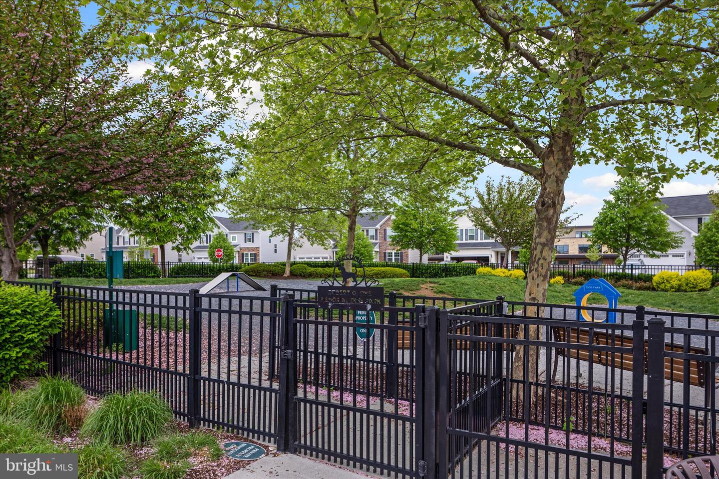 122 BUCCANEER CT, STEPHENSON, Virginia 22656, 3 Bedrooms Bedrooms, 15 Rooms Rooms,2 BathroomsBathrooms,Residential,For sale,122 BUCCANEER CT,VAFV2038664 MLS # VAFV2038664