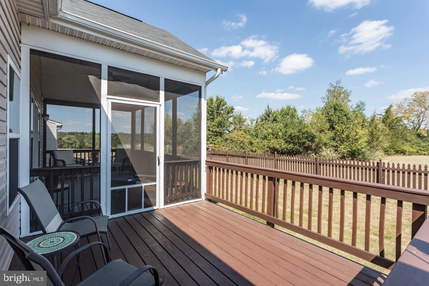 122 BUCCANEER CT, STEPHENSON, Virginia 22656, 3 Bedrooms Bedrooms, 15 Rooms Rooms,2 BathroomsBathrooms,Residential,For sale,122 BUCCANEER CT,VAFV2038664 MLS # VAFV2038664