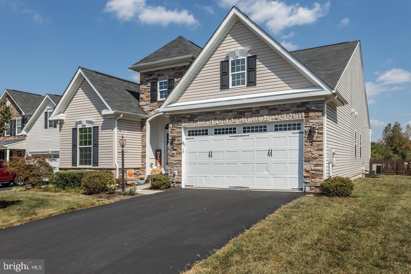 122 BUCCANEER CT, STEPHENSON, Virginia 22656, 3 Bedrooms Bedrooms, 15 Rooms Rooms,2 BathroomsBathrooms,Residential,For sale,122 BUCCANEER CT,VAFV2038664 MLS # VAFV2038664