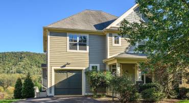 1124 ARDEN DR, CHARLOTTESVILLE, Virginia 22902, 4 Bedrooms Bedrooms, ,4 BathroomsBathrooms,Residential,For sale,1124 ARDEN DR,672152 MLS # 672152