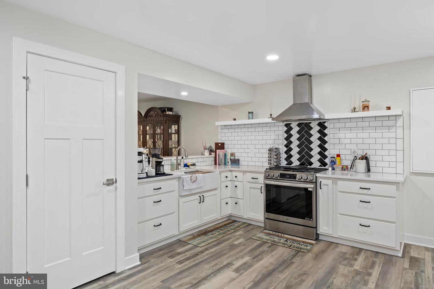 5018 BIRCH LEAF CIR, FREDERICKSBURG, Virginia 22407, 6 Bedrooms Bedrooms, ,4 BathroomsBathrooms,Residential,For sale,5018 BIRCH LEAF CIR,VASP2038394 MLS # VASP2038394