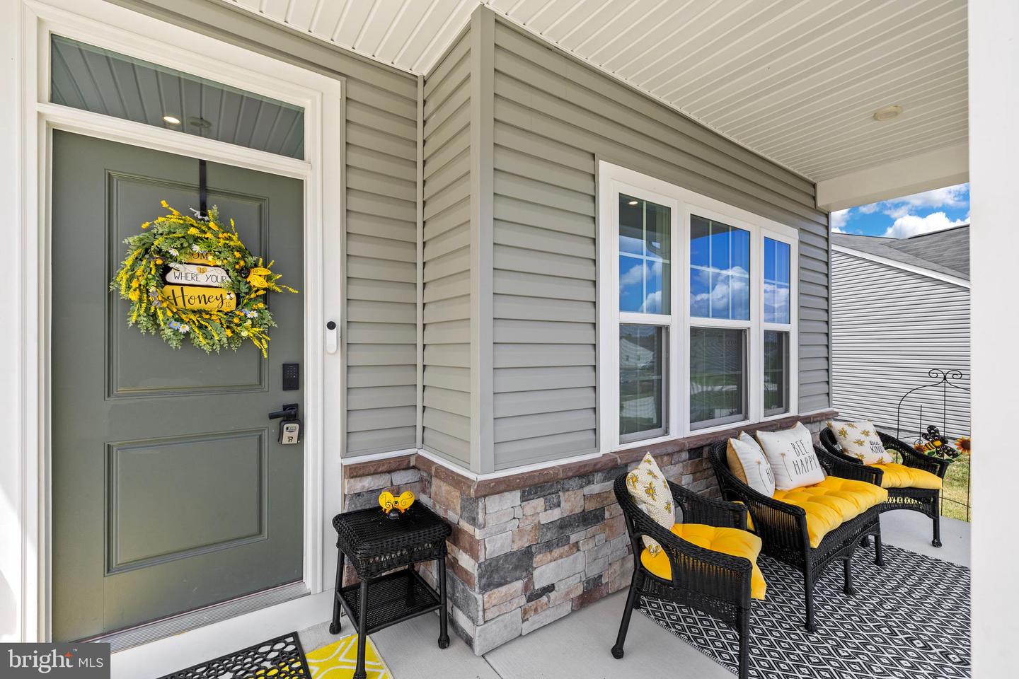 5018 BIRCH LEAF CIR, FREDERICKSBURG, Virginia 22407, 6 Bedrooms Bedrooms, ,4 BathroomsBathrooms,Residential,For sale,5018 BIRCH LEAF CIR,VASP2038394 MLS # VASP2038394