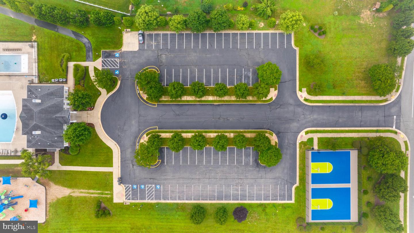 5018 BIRCH LEAF CIR, FREDERICKSBURG, Virginia 22407, 6 Bedrooms Bedrooms, ,4 BathroomsBathrooms,Residential,For sale,5018 BIRCH LEAF CIR,VASP2038394 MLS # VASP2038394