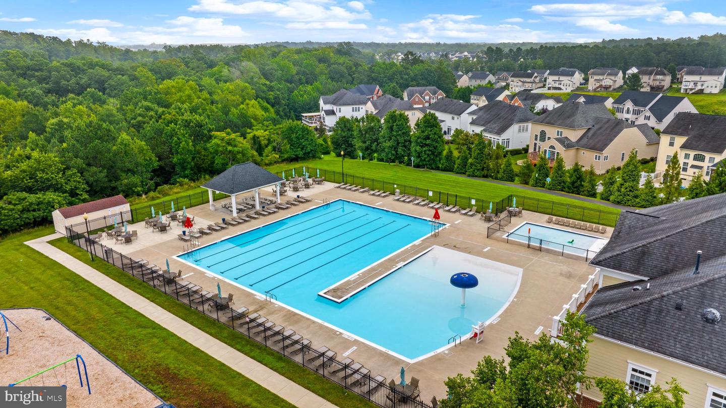 5018 BIRCH LEAF CIR, FREDERICKSBURG, Virginia 22407, 6 Bedrooms Bedrooms, ,4 BathroomsBathrooms,Residential,For sale,5018 BIRCH LEAF CIR,VASP2038394 MLS # VASP2038394