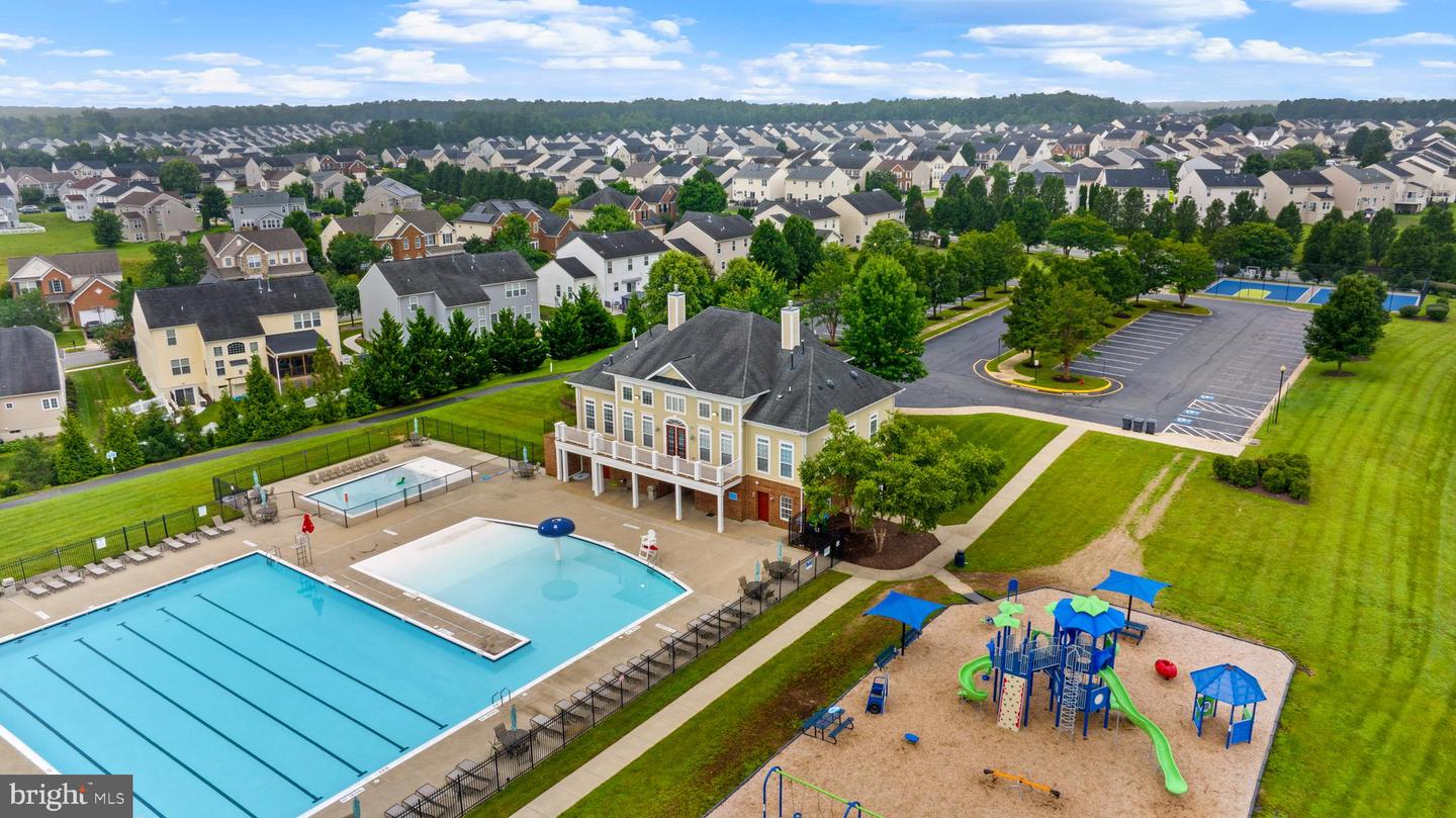 5018 BIRCH LEAF CIR, FREDERICKSBURG, Virginia 22407, 6 Bedrooms Bedrooms, ,4 BathroomsBathrooms,Residential,For sale,5018 BIRCH LEAF CIR,VASP2038394 MLS # VASP2038394