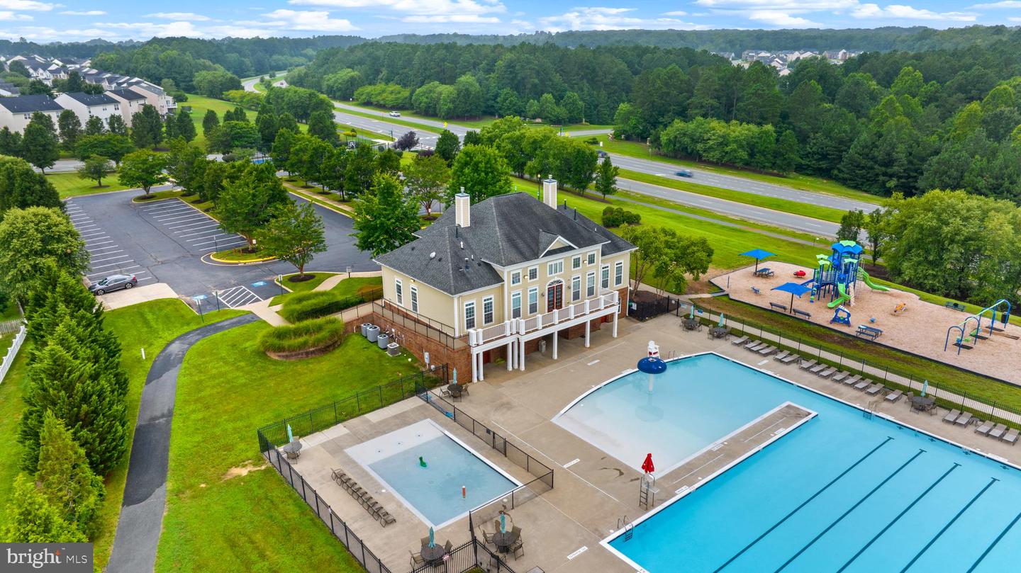 5018 BIRCH LEAF CIR, FREDERICKSBURG, Virginia 22407, 6 Bedrooms Bedrooms, ,4 BathroomsBathrooms,Residential,For sale,5018 BIRCH LEAF CIR,VASP2038394 MLS # VASP2038394