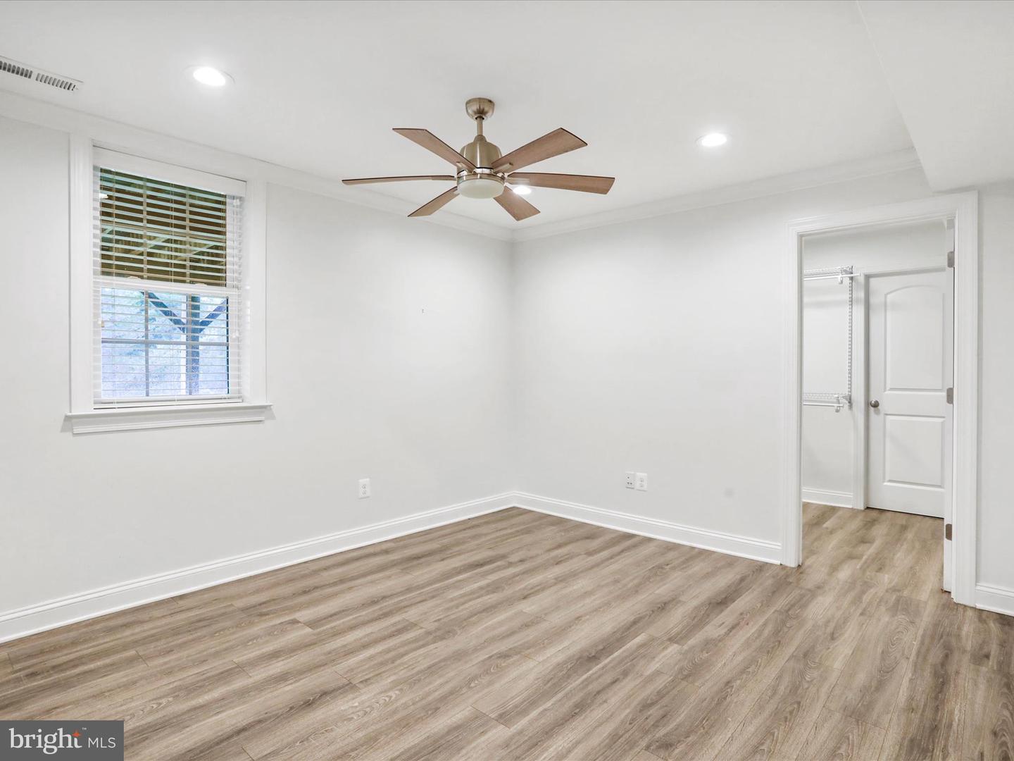 43 LITTLE SORREL DR, MIDDLETOWN, Virginia 22645, 6 Bedrooms Bedrooms, ,4 BathroomsBathrooms,Residential,For sale,43 LITTLE SORREL DR,VAWR2013026 MLS # VAWR2013026