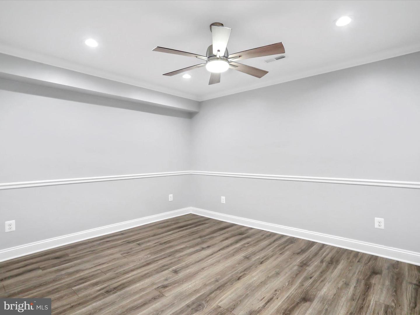 43 LITTLE SORREL DR, MIDDLETOWN, Virginia 22645, 6 Bedrooms Bedrooms, ,4 BathroomsBathrooms,Residential,For sale,43 LITTLE SORREL DR,VAWR2013026 MLS # VAWR2013026