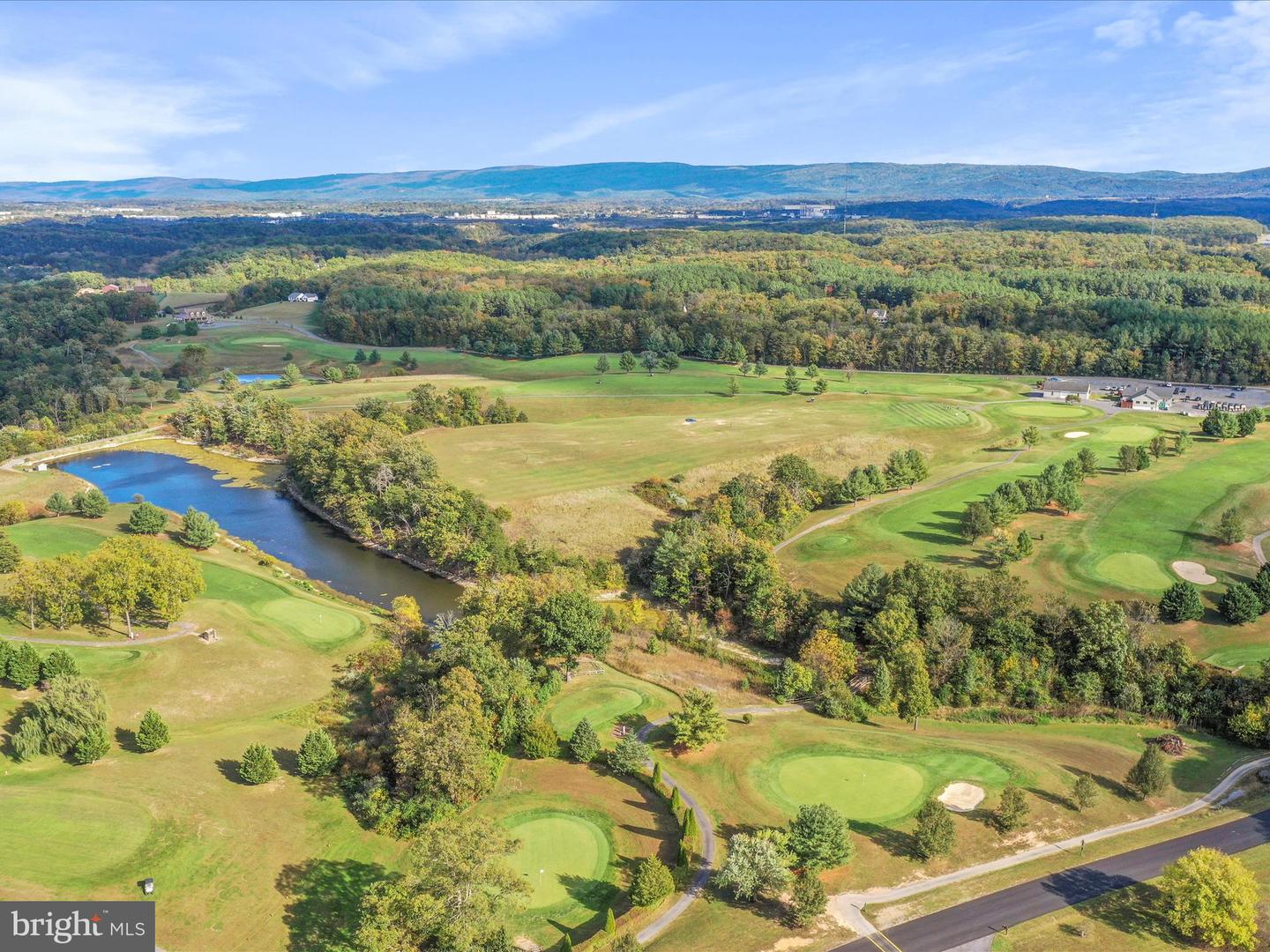 43 LITTLE SORREL DR, MIDDLETOWN, Virginia 22645, 6 Bedrooms Bedrooms, ,4 BathroomsBathrooms,Residential,For sale,43 LITTLE SORREL DR,VAWR2013026 MLS # VAWR2013026