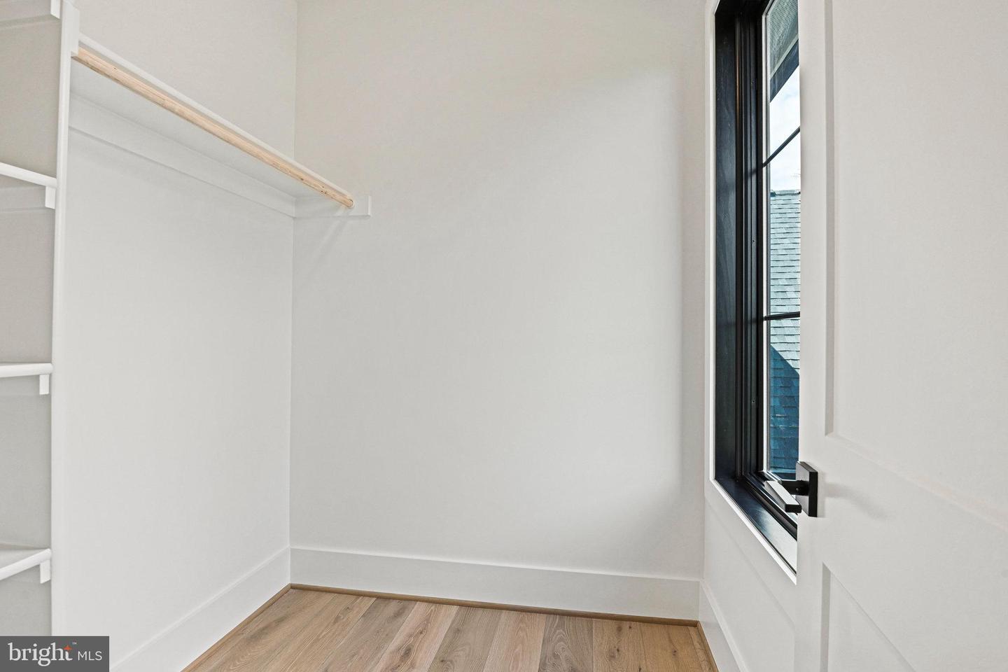 1109 INGLESIDE AVE, MCLEAN, Virginia 22101, 7 Bedrooms Bedrooms, ,7 BathroomsBathrooms,Residential,For sale,1109 INGLESIDE AVE,VAFX2283916 MLS # VAFX2283916 1109 INGLESIDE AVE, MCLEAN, Virginia 22101, 7 Bedrooms Bedrooms, ,7 BathroomsBathrooms,Residential,For sale,1109 INGLESIDE AVE,VAFX2283916 MLS # VAFX2283916