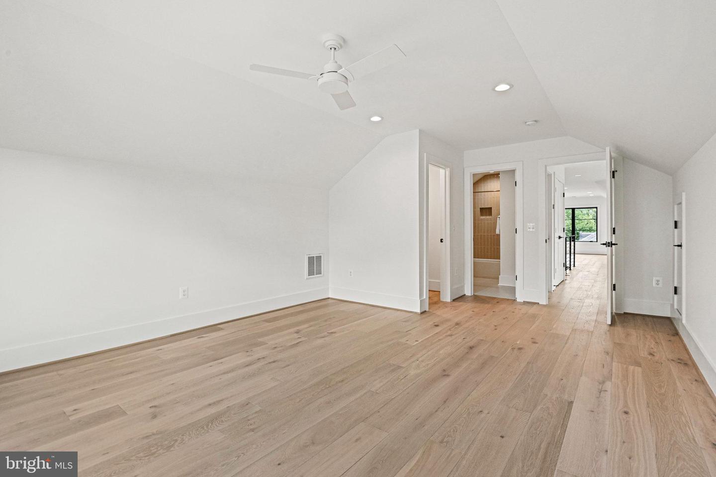 1109 INGLESIDE AVE, MCLEAN, Virginia 22101, 7 Bedrooms Bedrooms, ,7 BathroomsBathrooms,Residential,For sale,1109 INGLESIDE AVE,VAFX2283916 MLS # VAFX2283916 1109 INGLESIDE AVE, MCLEAN, Virginia 22101, 7 Bedrooms Bedrooms, ,7 BathroomsBathrooms,Residential,For sale,1109 INGLESIDE AVE,VAFX2283916 MLS # VAFX2283916