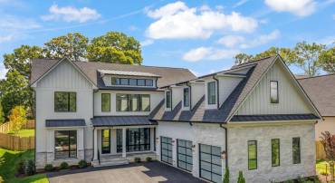 1109 INGLESIDE AVE, MCLEAN, Virginia 22101, 7 Bedrooms Bedrooms, ,7 BathroomsBathrooms,Residential,For sale,1109 INGLESIDE AVE,VAFX2283916 MLS # VAFX2283916