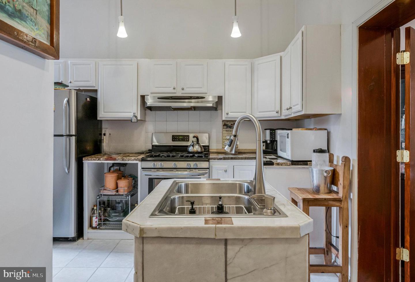 902 WESTMINSTER ST NW, WASHINGTON, District Of Columbia 20001, 6 Bedrooms Bedrooms, ,4 BathroomsBathrooms,Residential,For sale,902 WESTMINSTER ST NW,DCDC2239474 MLS # DCDC2239474