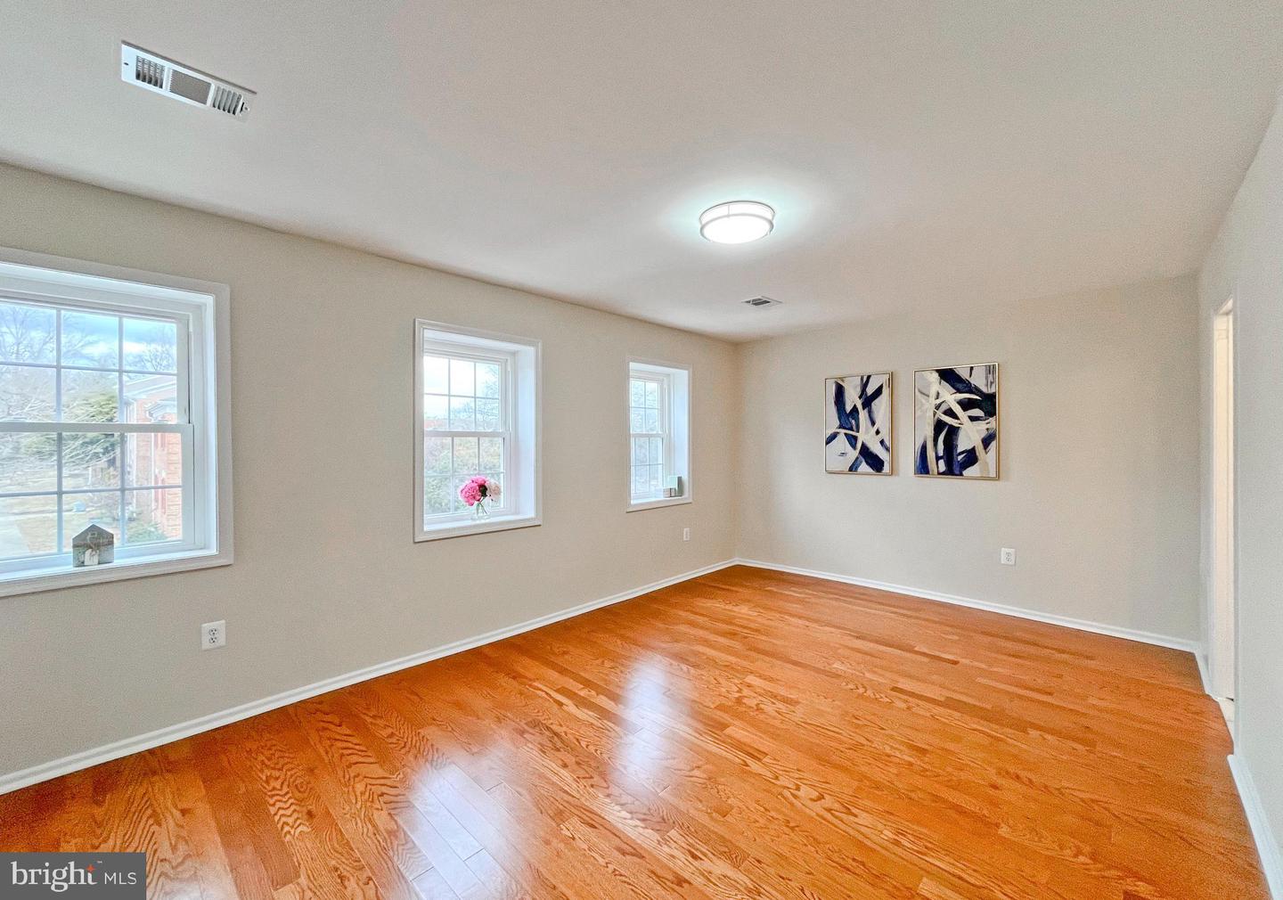 1403 ADMIRAL DR, WOODBRIDGE, Virginia 22192, 4 Bedrooms Bedrooms, ,2 BathroomsBathrooms,Residential,For sale,1403 ADMIRAL DR,VAPW2109860 MLS # VAPW2109860