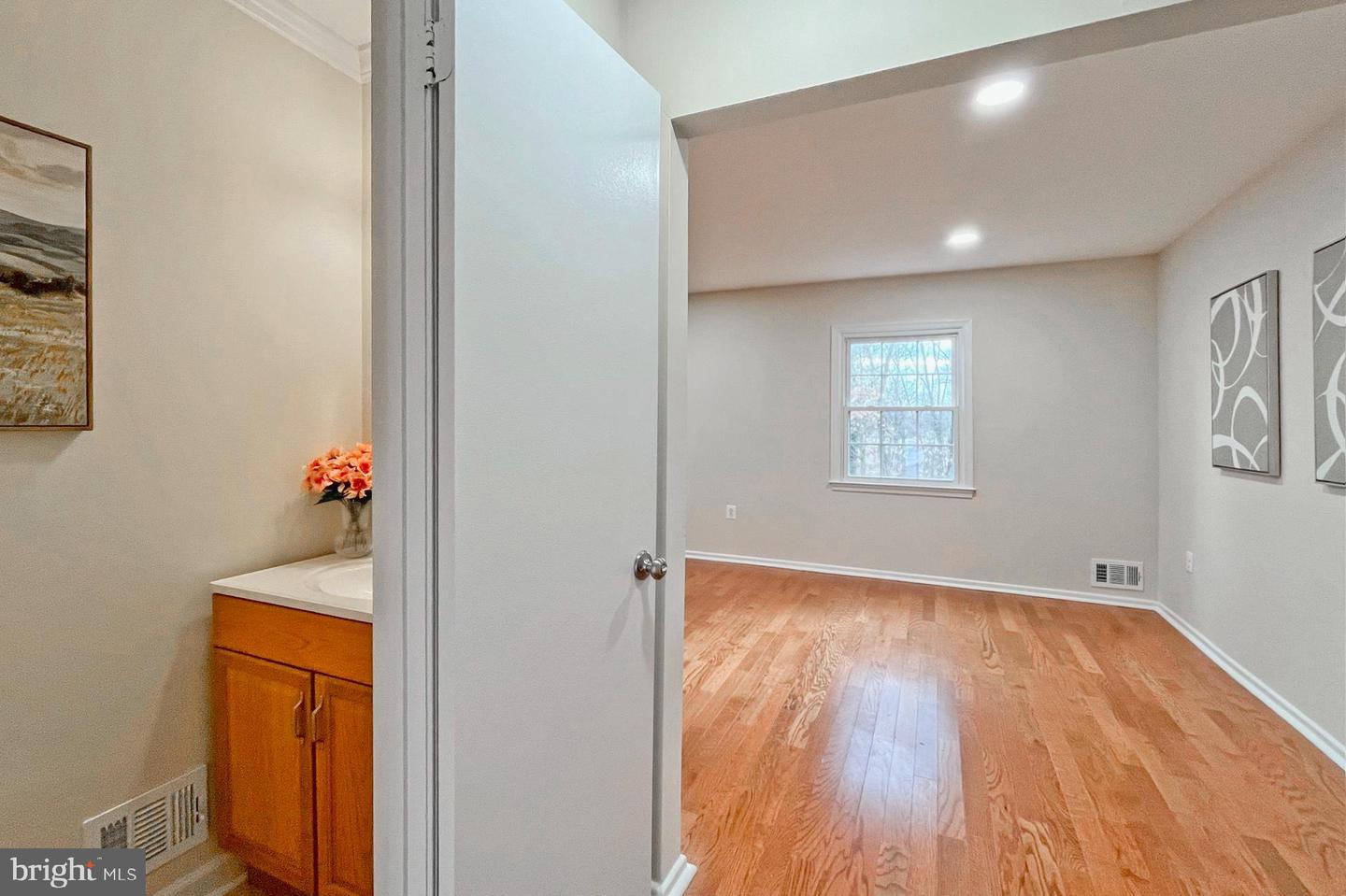 1403 ADMIRAL DR, WOODBRIDGE, Virginia 22192, 4 Bedrooms Bedrooms, ,2 BathroomsBathrooms,Residential,For sale,1403 ADMIRAL DR,VAPW2109860 MLS # VAPW2109860