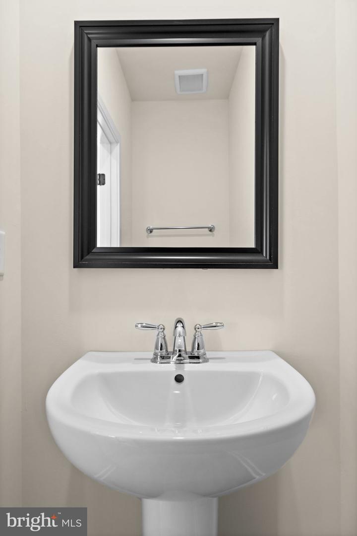 165 BEND FARM RD, FREDERICKSBURG, Virginia 22408, 3 Bedrooms Bedrooms, ,2 BathroomsBathrooms,Residential,For sale,165 BEND FARM RD,VASP2038398 MLS # VASP2038398