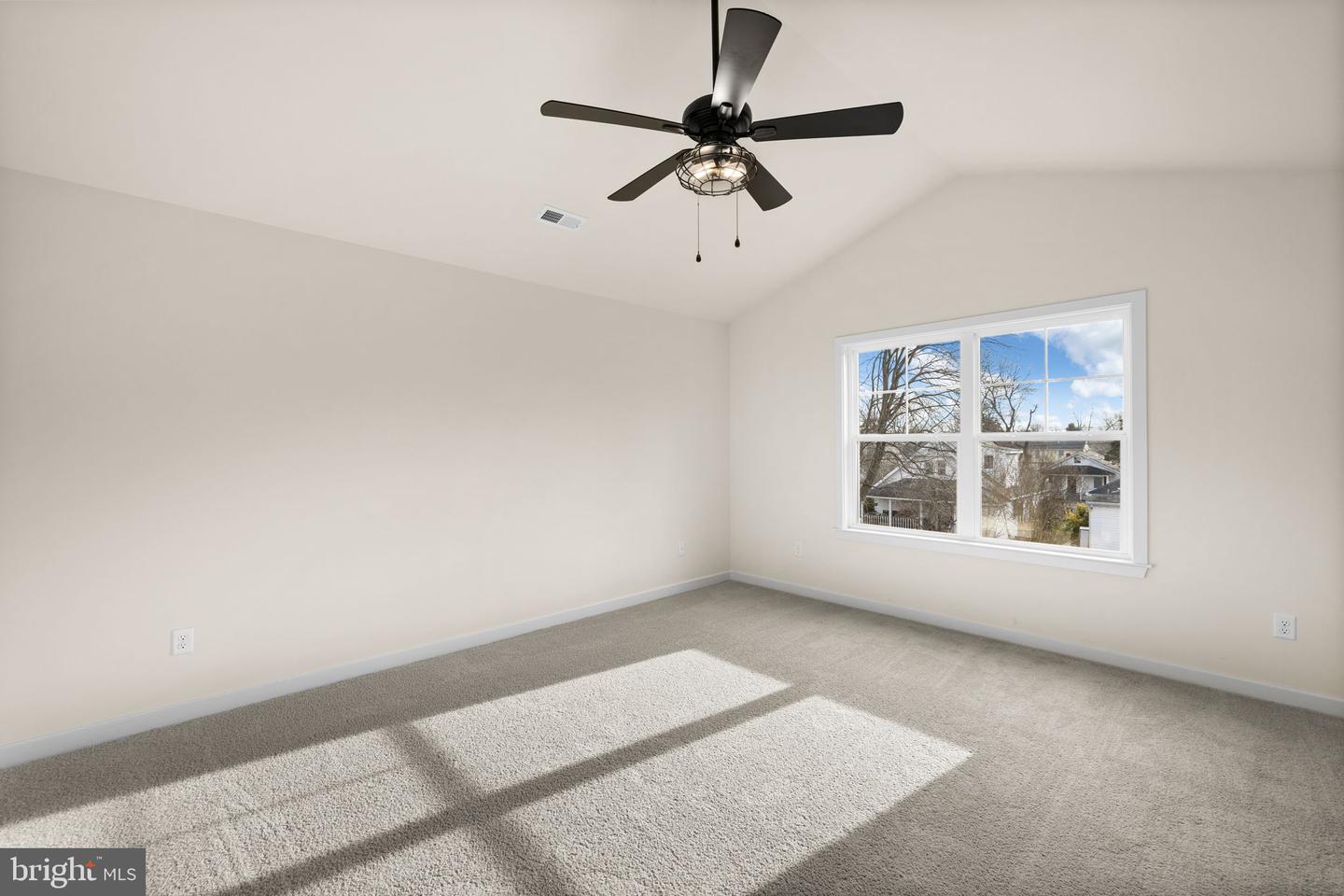 165 BEND FARM RD, FREDERICKSBURG, Virginia 22408, 3 Bedrooms Bedrooms, ,2 BathroomsBathrooms,Residential,For sale,165 BEND FARM RD,VASP2038398 MLS # VASP2038398