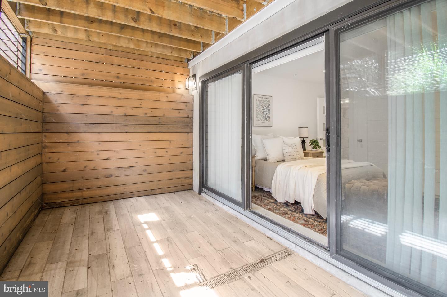 2515 ONTARIO RD NW #1, WASHINGTON, District Of Columbia 20009, 3 Bedrooms Bedrooms, ,2 BathroomsBathrooms,Residential,For sale,2515 ONTARIO RD NW #1,DCDC2239504 MLS # DCDC2239504