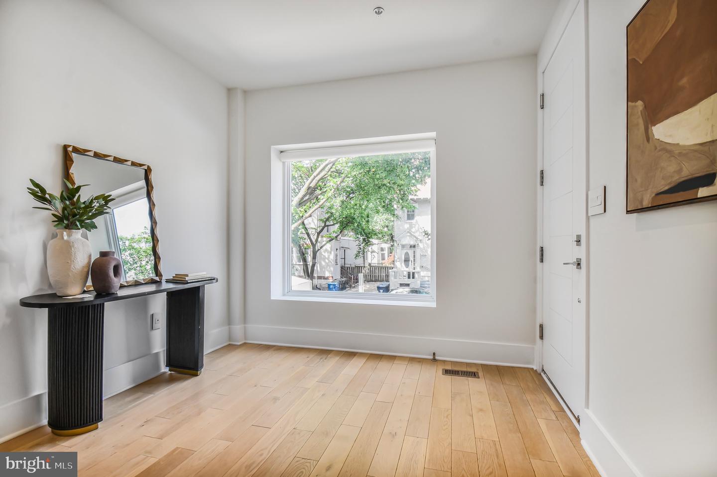 2515 ONTARIO RD NW #1, WASHINGTON, District Of Columbia 20009, 3 Bedrooms Bedrooms, ,2 BathroomsBathrooms,Residential,For sale,2515 ONTARIO RD NW #1,DCDC2239504 MLS # DCDC2239504