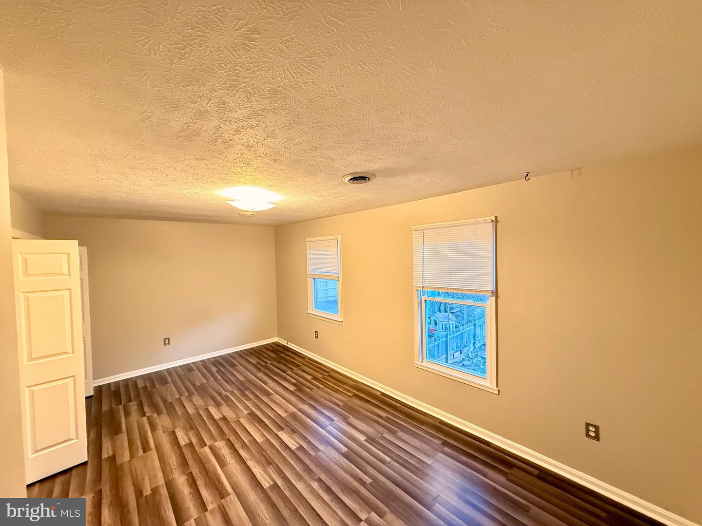 1307 ROBINHOOD LN, FRONT ROYAL, Virginia 22630, 2 Bedrooms Bedrooms, ,1 BathroomBathrooms,Residential,For sale,1307 ROBINHOOD LN,VAWR2013028 MLS # VAWR2013028 1307 ROBINHOOD LN, FRONT ROYAL, Virginia 22630, 2 Bedrooms Bedrooms, ,1 BathroomBathrooms,Residential,For sale,1307 ROBINHOOD LN,VAWR2013028 MLS # VAWR2013028