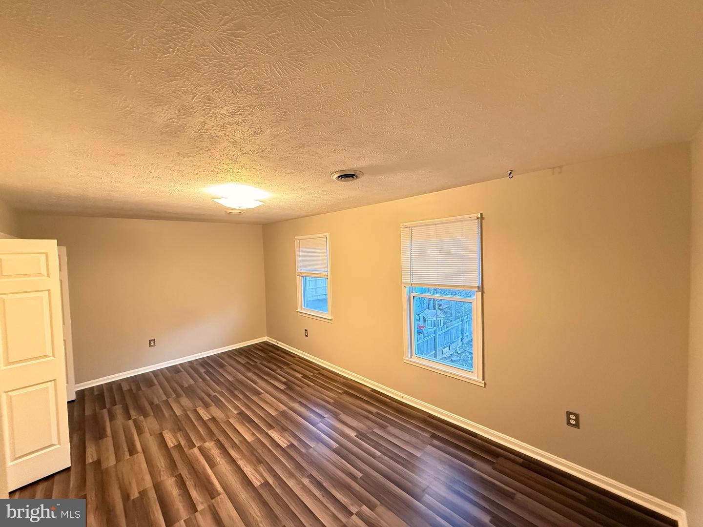 1307 ROBINHOOD LN, FRONT ROYAL, Virginia 22630, 2 Bedrooms Bedrooms, ,1 BathroomBathrooms,Residential,For sale,1307 ROBINHOOD LN,VAWR2013028 MLS # VAWR2013028 1307 ROBINHOOD LN, FRONT ROYAL, Virginia 22630, 2 Bedrooms Bedrooms, ,1 BathroomBathrooms,Residential,For sale,1307 ROBINHOOD LN,VAWR2013028 MLS # VAWR2013028