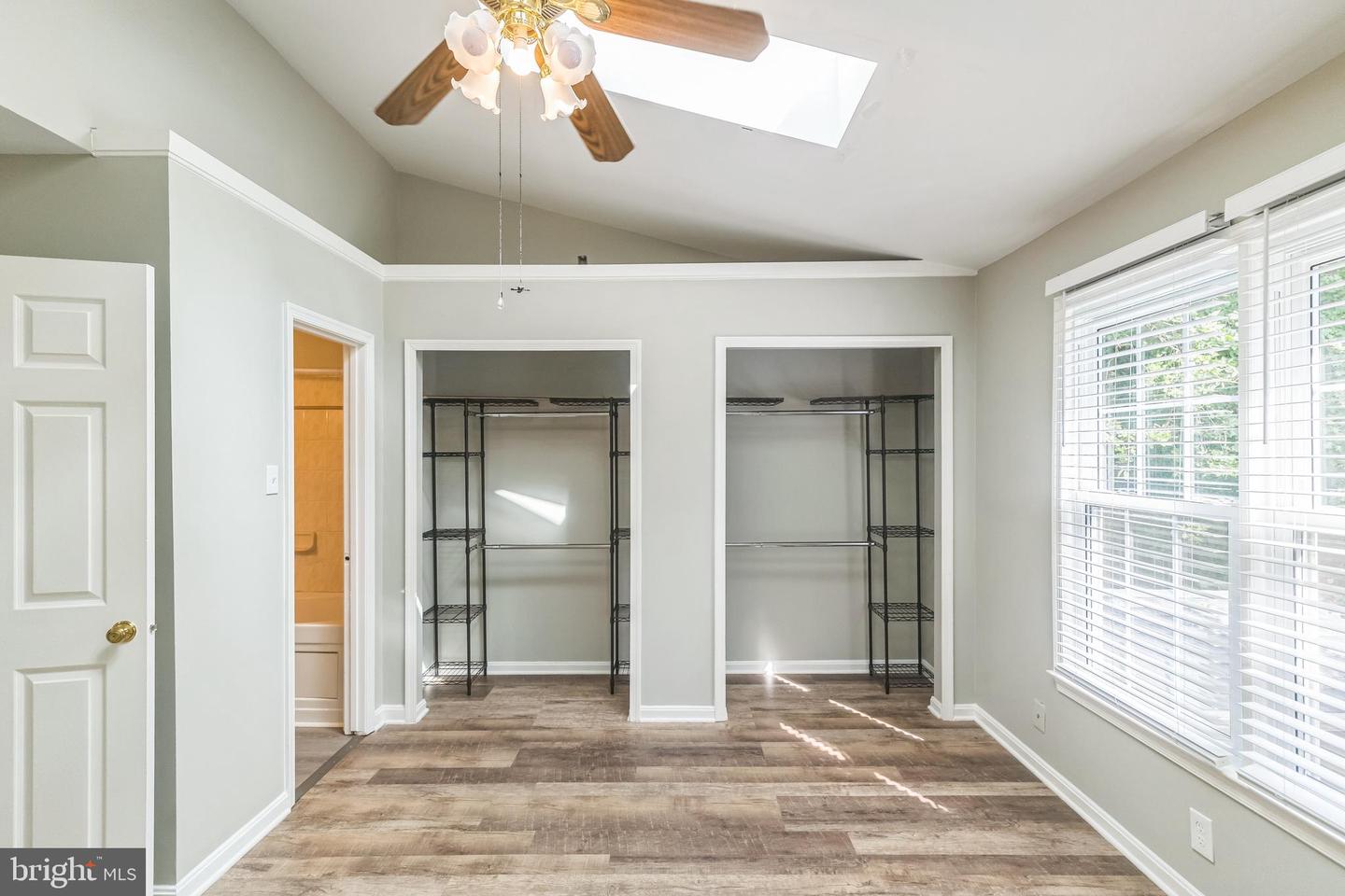 15076 MAPLE GLEN CT, DUMFRIES, Virginia 22025, 3 Bedrooms Bedrooms, ,2 BathroomsBathrooms,Residential,For sale,15076 MAPLE GLEN CT,VAPW2109874 MLS # VAPW2109874