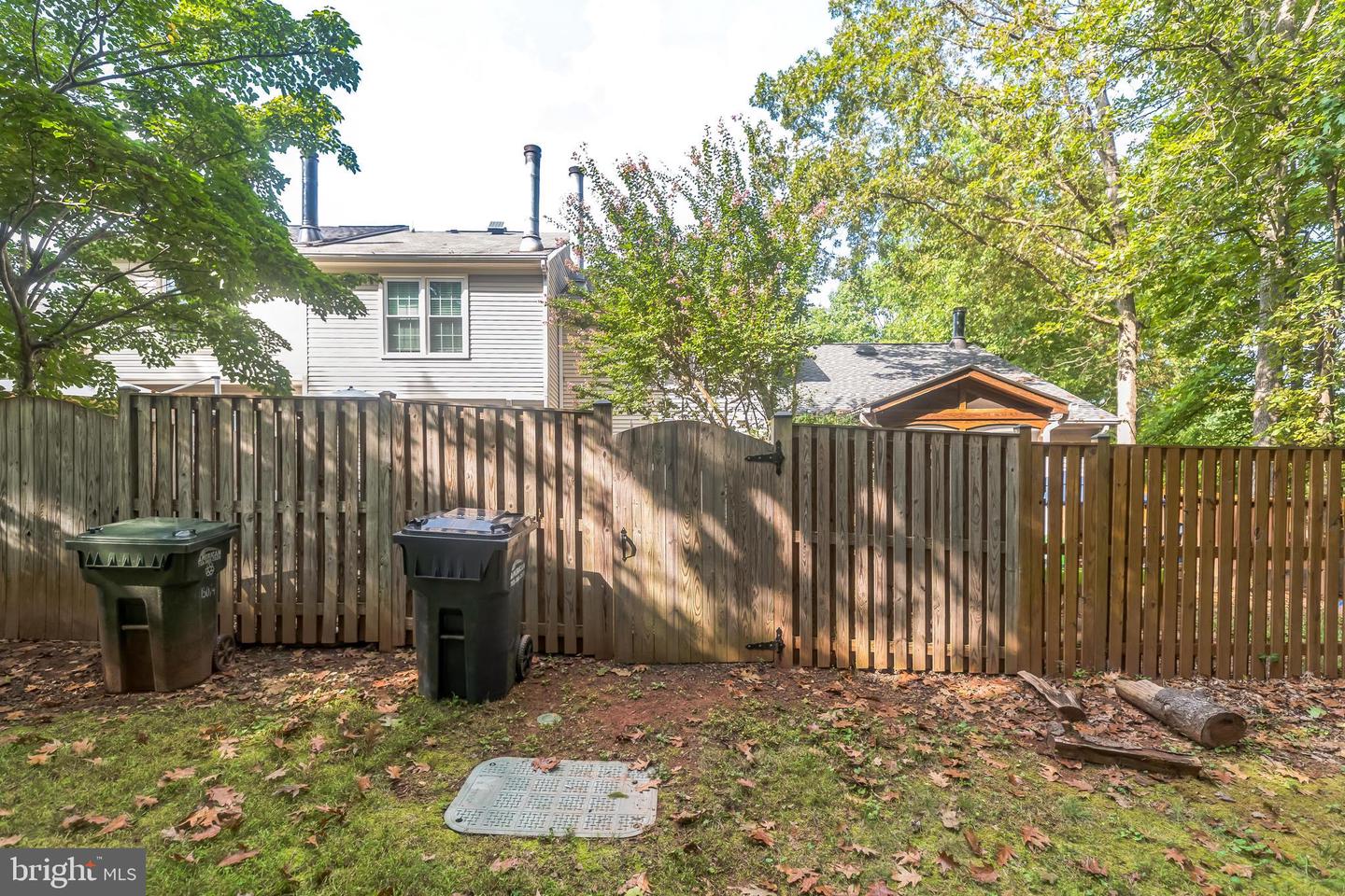 15076 MAPLE GLEN CT, DUMFRIES, Virginia 22025, 3 Bedrooms Bedrooms, ,2 BathroomsBathrooms,Residential,For sale,15076 MAPLE GLEN CT,VAPW2109874 MLS # VAPW2109874