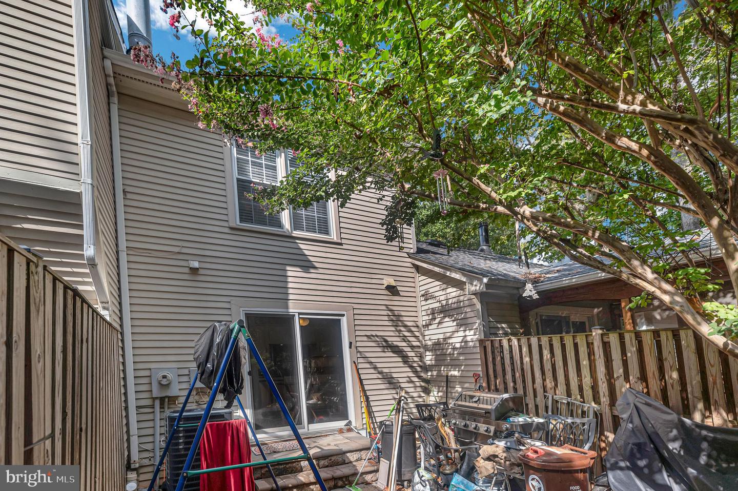 15076 MAPLE GLEN CT, DUMFRIES, Virginia 22025, 3 Bedrooms Bedrooms, ,2 BathroomsBathrooms,Residential,For sale,15076 MAPLE GLEN CT,VAPW2109874 MLS # VAPW2109874