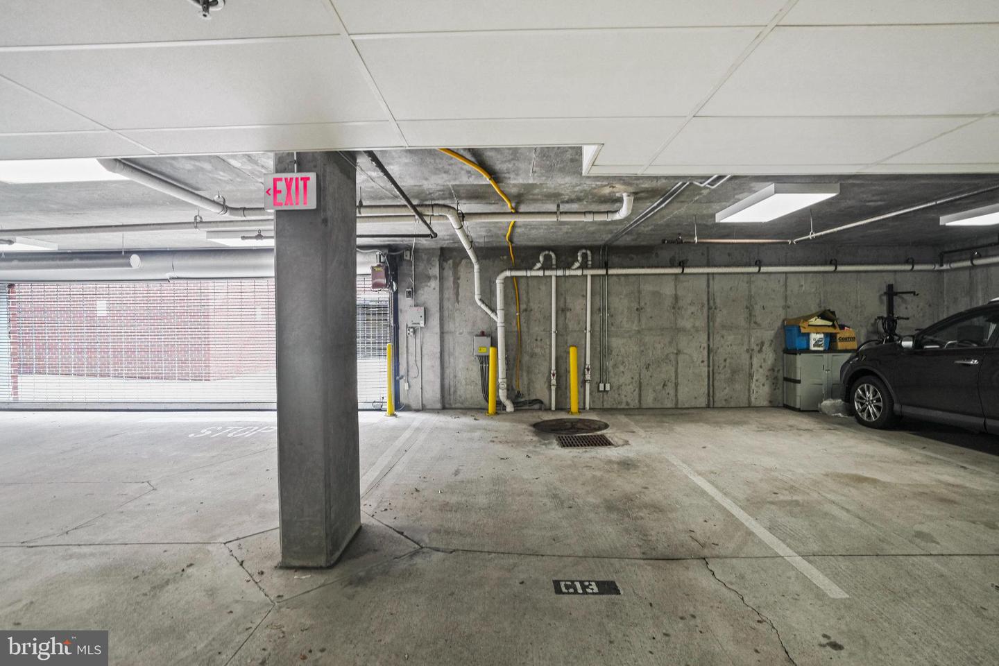 1811 14TH ST N #C104, ARLINGTON, Virginia 22209, 2 Bedrooms Bedrooms, ,2 BathroomsBathrooms,Residential,For sale,1811 14TH ST N #C104,VAAR2067298 MLS # VAAR2067298