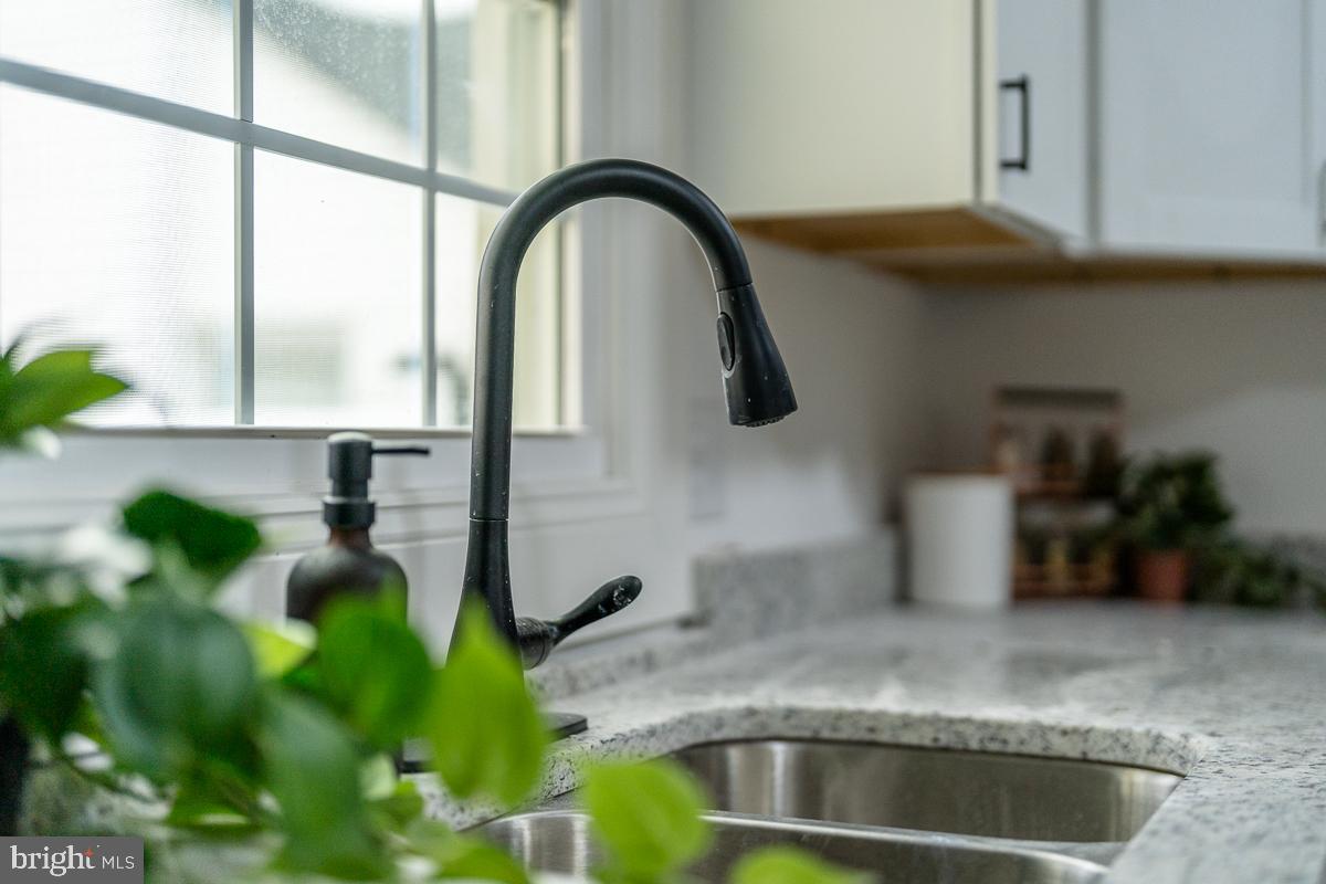 120 CHARLES ST, GORDONSVILLE, Virginia 22942, 3 Bedrooms Bedrooms, ,1 BathroomBathrooms,Residential,For sale,120 CHARLES ST,VAOR2013050 MLS # VAOR2013050