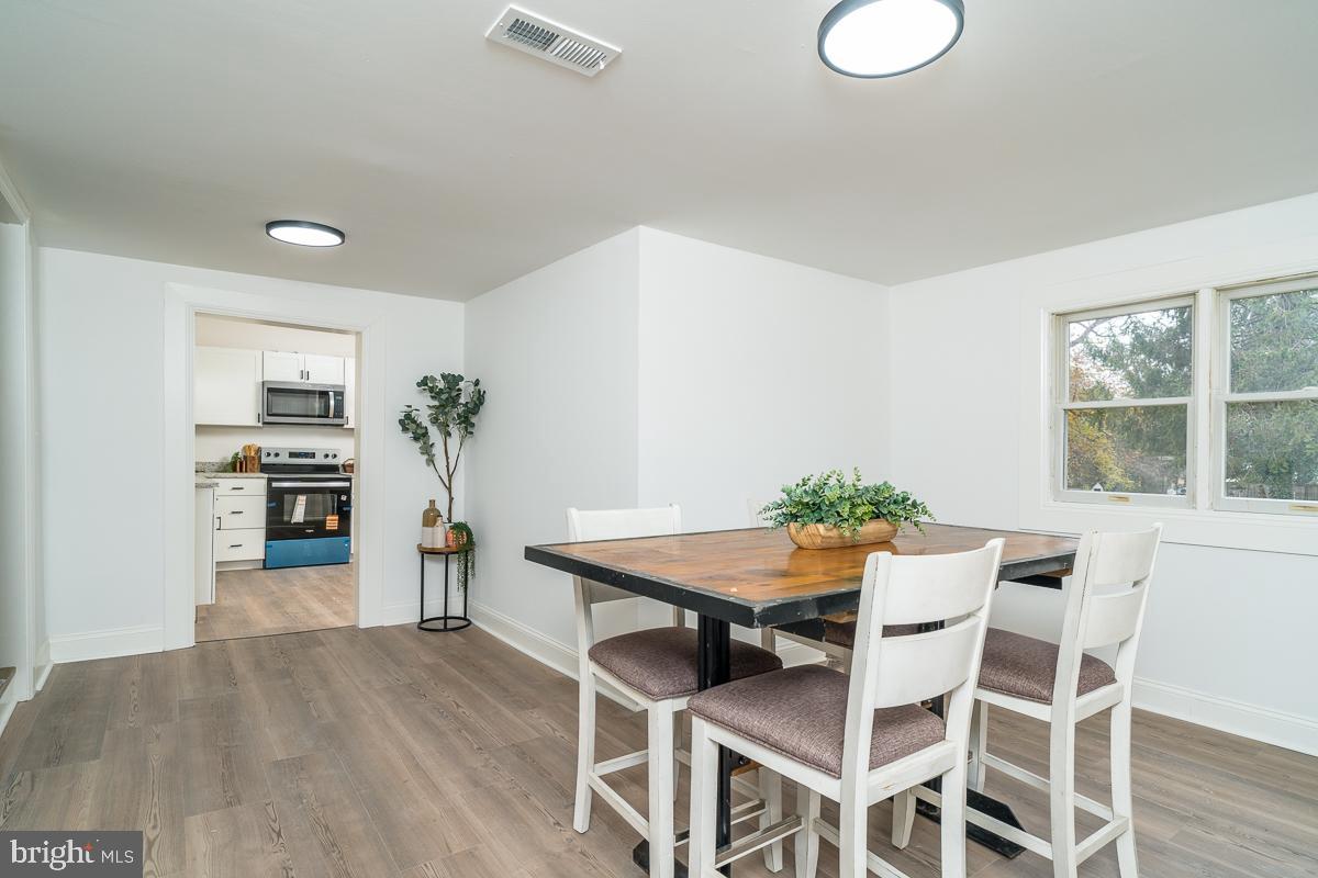 120 CHARLES ST, GORDONSVILLE, Virginia 22942, 3 Bedrooms Bedrooms, ,1 BathroomBathrooms,Residential,For sale,120 CHARLES ST,VAOR2013050 MLS # VAOR2013050