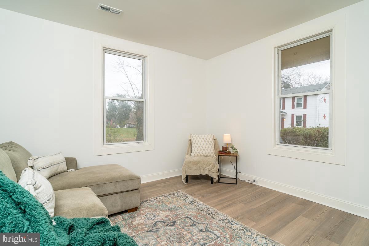 120 CHARLES ST, GORDONSVILLE, Virginia 22942, 3 Bedrooms Bedrooms, ,1 BathroomBathrooms,Residential,For sale,120 CHARLES ST,VAOR2013050 MLS # VAOR2013050