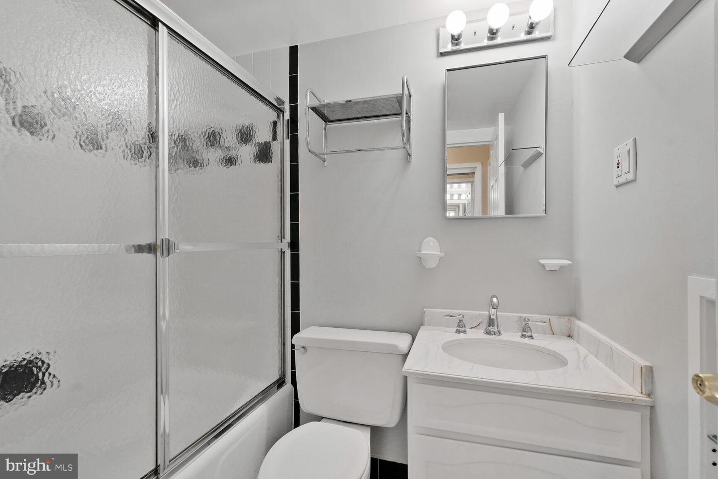 2501 CALVERT ST NW #701, WASHINGTON, District Of Columbia 20008, 2 Bedrooms Bedrooms, ,2 BathroomsBathrooms,Residential,For sale,2501 CALVERT ST NW #701,DCDC2208706 MLS # DCDC2208706