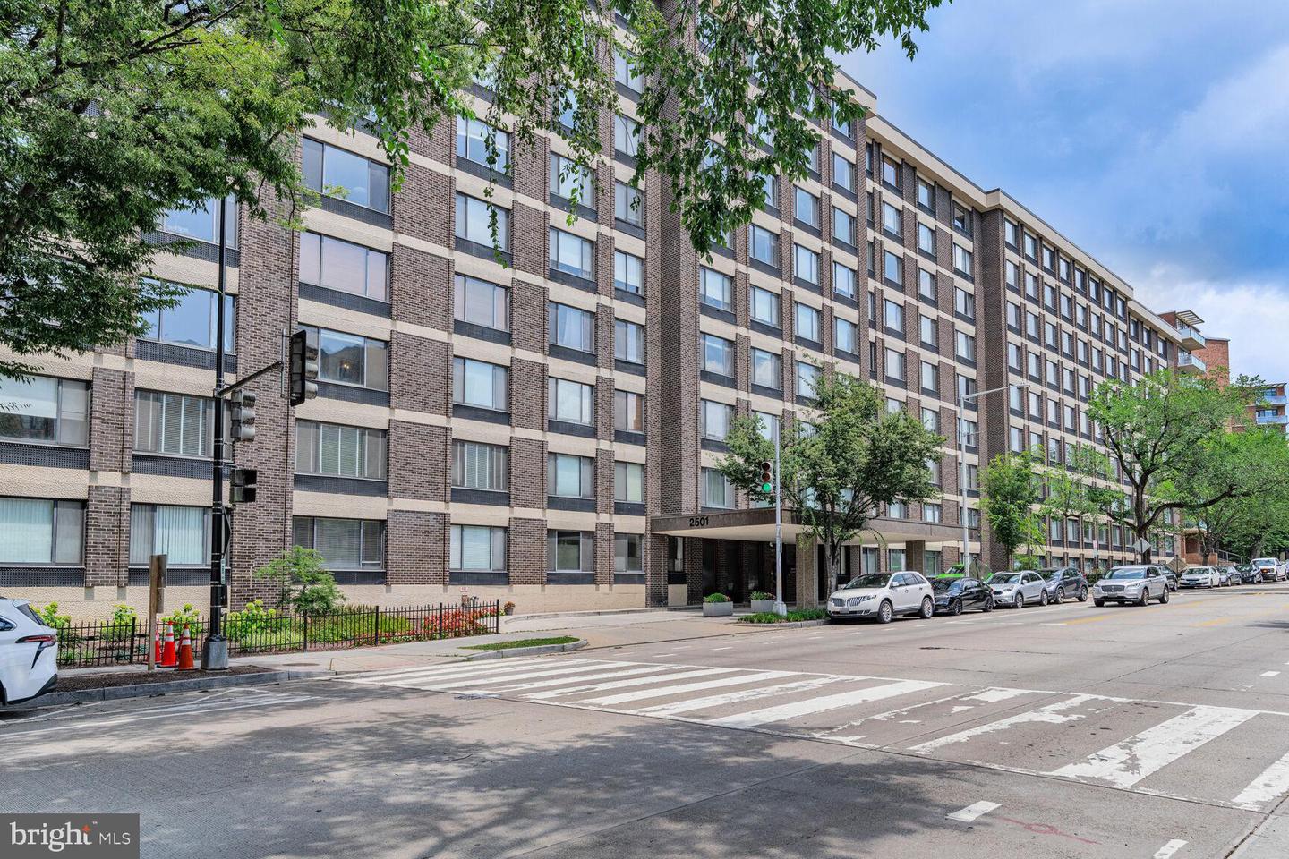 2501 CALVERT ST NW #701, WASHINGTON, District Of Columbia 20008, 2 Bedrooms Bedrooms, ,2 BathroomsBathrooms,Residential,For sale,2501 CALVERT ST NW #701,DCDC2208706 MLS # DCDC2208706