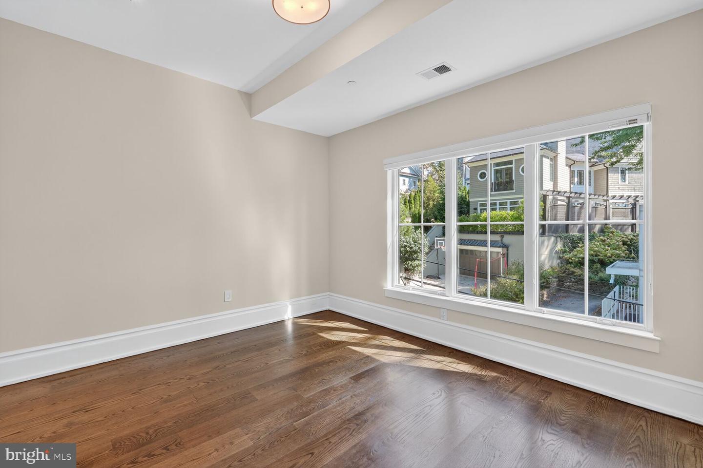 4964 ESKRIDGE TER NW, WASHINGTON, District Of Columbia 20016, 9 Bedrooms Bedrooms, ,7 BathroomsBathrooms,Residential,For sale,4964 ESKRIDGE TER NW,DCDC2209950 MLS # DCDC2209950 4964 ESKRIDGE TER NW, WASHINGTON, District Of Columbia 20016, 9 Bedrooms Bedrooms, ,7 BathroomsBathrooms,Residential,For sale,4964 ESKRIDGE TER NW,DCDC2209950 MLS # DCDC2209950