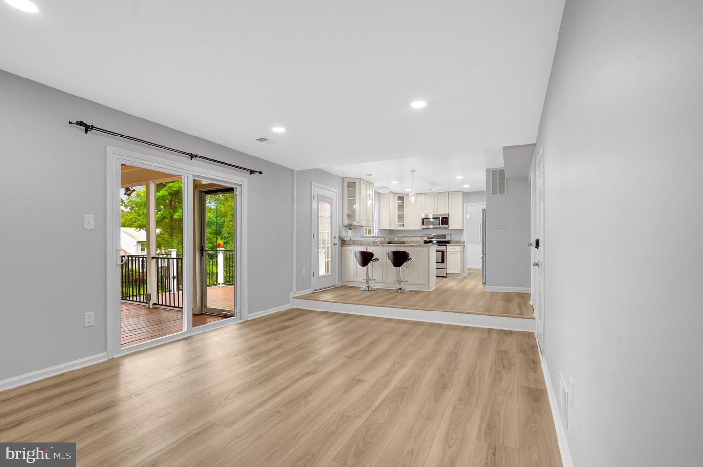 8298 LINDSIDE WAY, SPRINGFIELD, Virginia 22153, 4 Bedrooms Bedrooms, ,3 BathroomsBathrooms,Residential,For sale,8298 LINDSIDE WAY,VAFX2260238 MLS # VAFX2260238