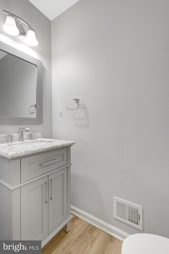 8298 LINDSIDE WAY, SPRINGFIELD, Virginia 22153, 4 Bedrooms Bedrooms, ,3 BathroomsBathrooms,Residential,For sale,8298 LINDSIDE WAY,VAFX2260238 MLS # VAFX2260238