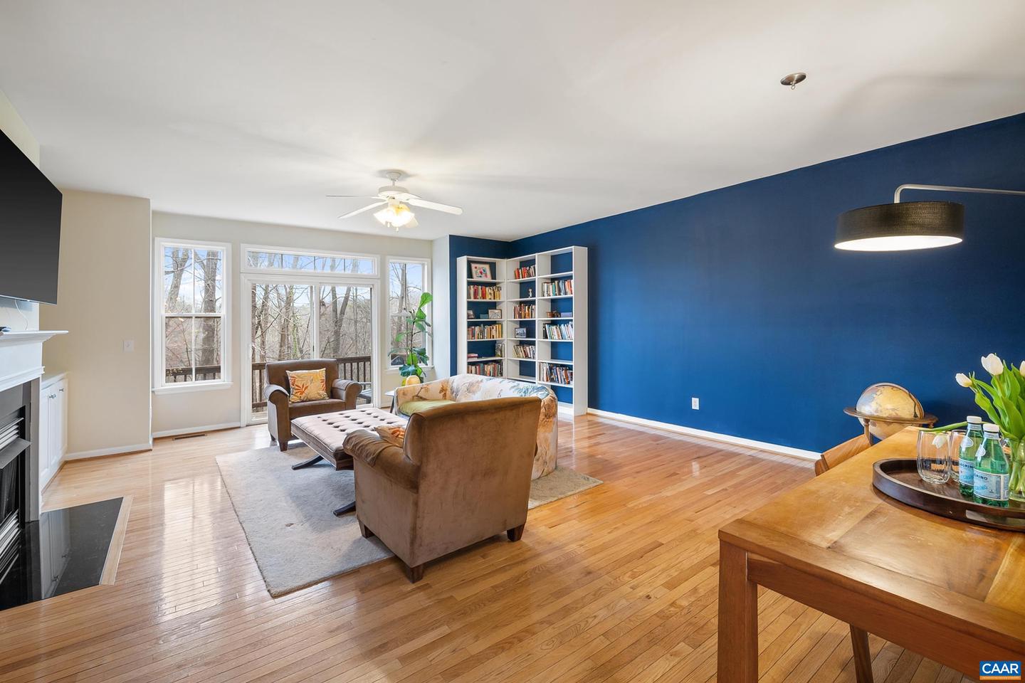 106 MELBOURNE PRK #F, CHARLOTTESVILLE, Virginia 22901, 3 Bedrooms Bedrooms, ,2 BathroomsBathrooms,Residential,For sale,106 MELBOURNE PRK #F,669362 MLS # 669362