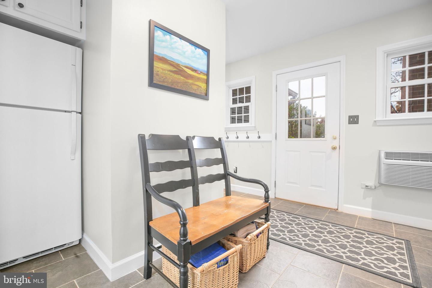 9 OLD RIDGE RD, FREDERICKSBURG, Virginia 22407, 4 Bedrooms Bedrooms, ,3 BathroomsBathrooms,Residential,For sale,9 OLD RIDGE RD,VASP2037104 MLS # VASP2037104