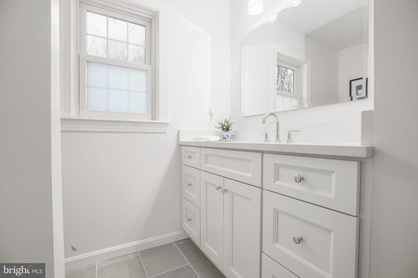 9 OLD RIDGE RD, FREDERICKSBURG, Virginia 22407, 4 Bedrooms Bedrooms, ,3 BathroomsBathrooms,Residential,For sale,9 OLD RIDGE RD,VASP2037104 MLS # VASP2037104